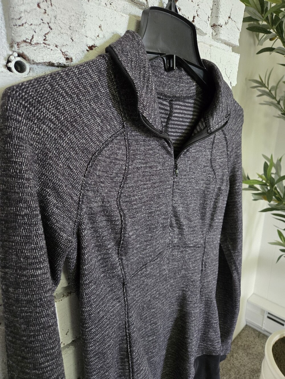 Lululemon Runderful 1/2 Zip - Picture 7 of 14
